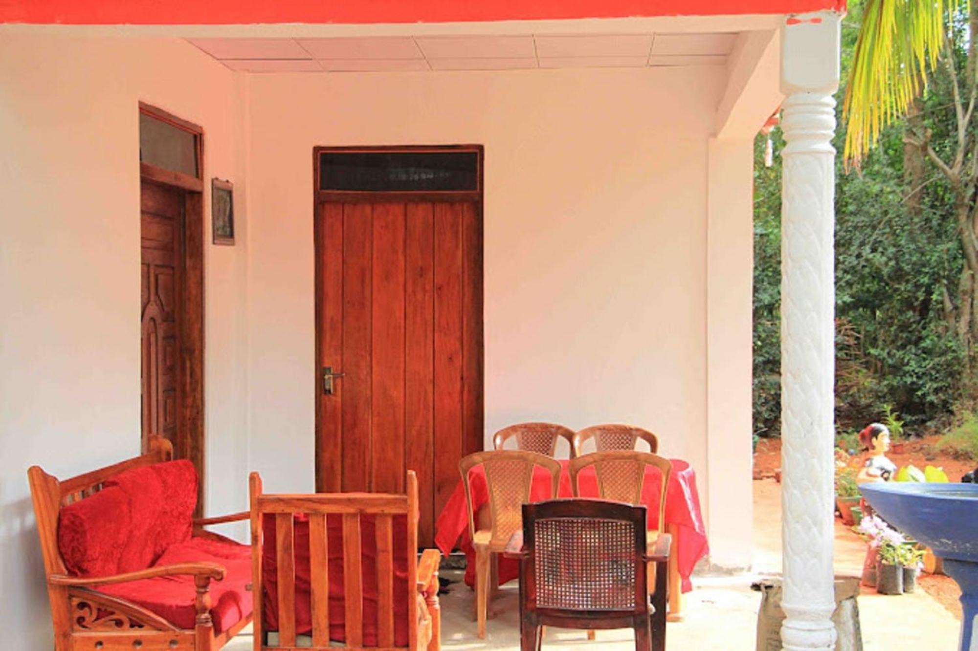 Nelum Home Stay Sigiriya Esterno foto