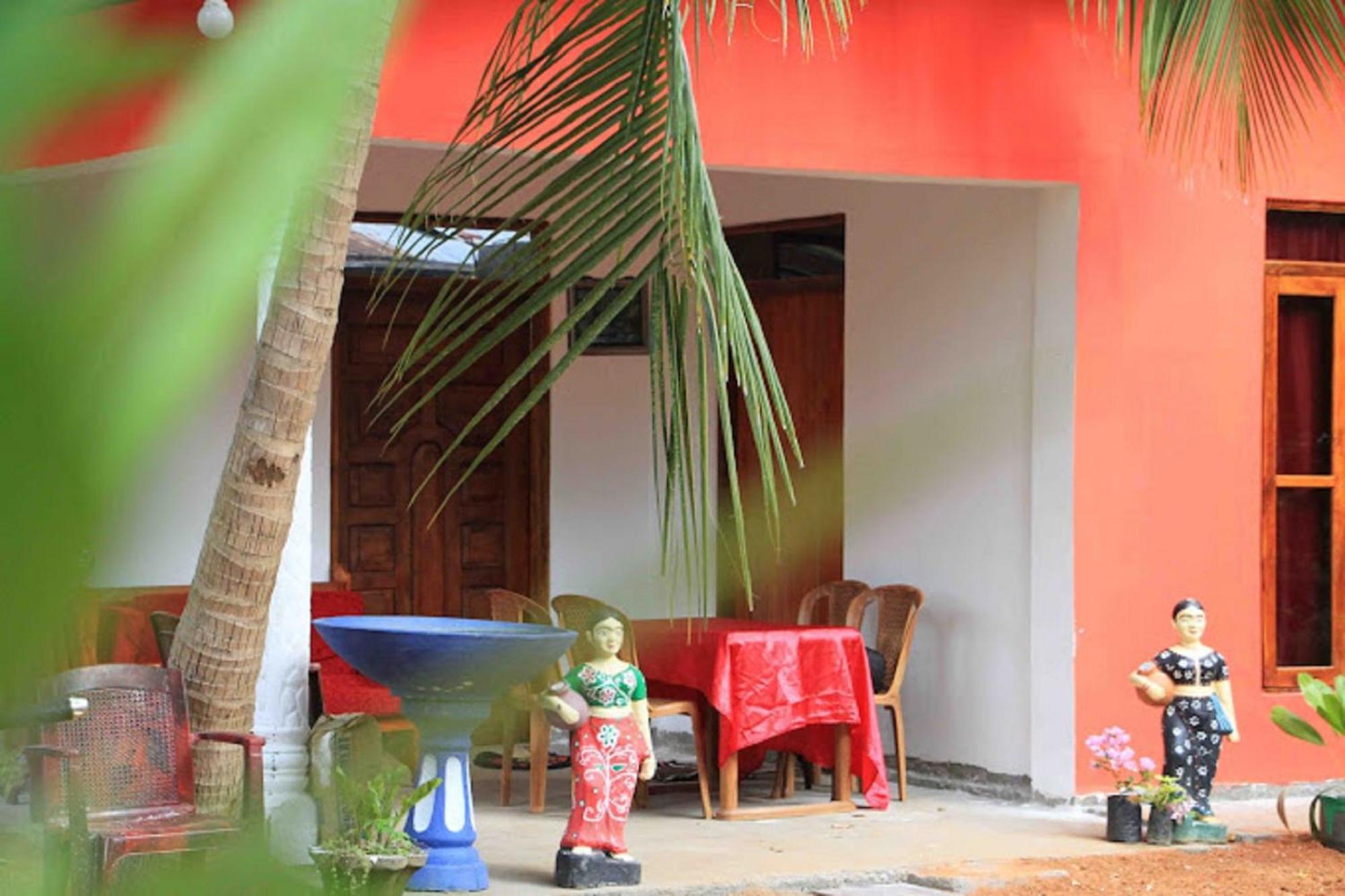 Nelum Home Stay Sigiriya Esterno foto